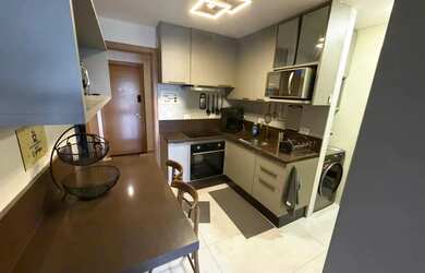 Imagem: O studio possui 1 Dormitório, 1 Banheiro, 1 Vaga na garagem