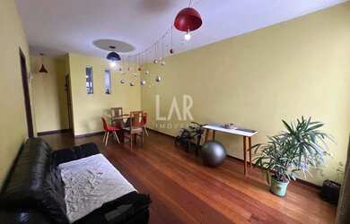 Imagem: O apartamento possui 4 Dormitórios, 3 Banheiros, 2 Vagas na