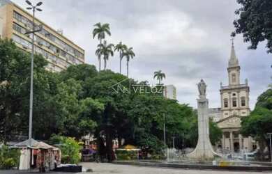 Imagem: O depósito possui 19m² de Área e está localizado em Catete