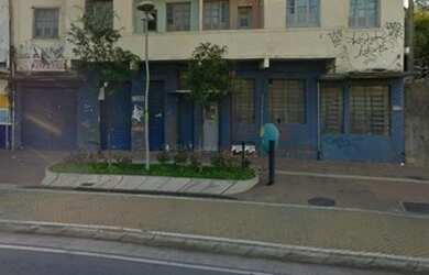 Imagem: O depósito possui 5 Vagas na garagem, 612m² de Área e está