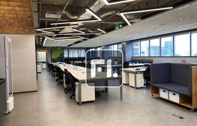 Imagem: O depósito possui 5 Vagas na garagem, 1077m² de Área e Imóvel