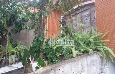 Imagem: Casa com 4 dormitórios à venda, 168 m² por R$ 400.000,00