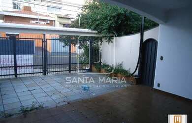 Imagem: O depósito possui 4 Vagas na garagem, 215m² de Área e está