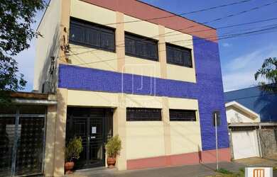 Imagem: O depósito possui 300m² de Área e está localizado em Jardim