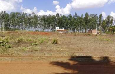 Imagem: O terreno possui 70m² de Área e está localizado em Santo