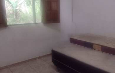 Imagem 4: Terreno com casa. Varandae120m² de Área