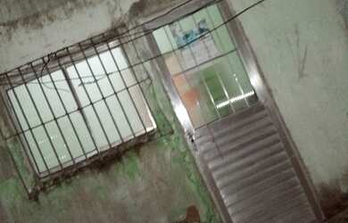 Imagem: A casa possui 1 Dormitório, 1 Banheiro e está localizado