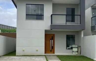 Imagem: A casa possui 4 Dormitórios, 1 Banheiro, 1 Vaga na garagem