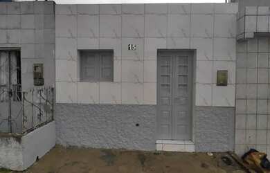 Imagem: A casa possui 2 Dormitórios, 1 Banheiro e 48m² de Área e