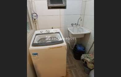 Imagem: A casa possui 2 Dormitórios, 4 Banheiros, 871m² de Área e