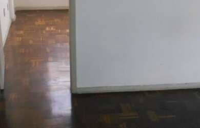 Imagem 8: Apartamento para venda possui 40 metros quadrados com 2 quartos em Centro...