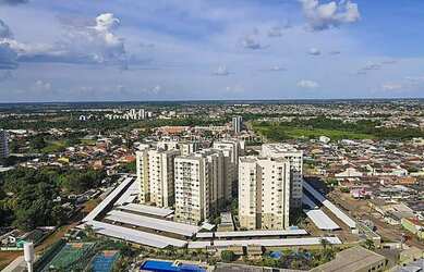 Imagem: O apartamento possui 2 Dormitórios, 1 Banheiro, 1 Vaga na garagem