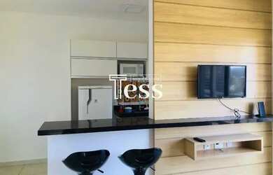 Imagem: O apartamento possui 1 Dormitório, 1 Banheiro, 1 Vaga na garagem