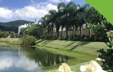 Imagem: O terreno possui 360m² de Área e está localizado em Beira