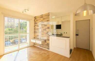 Imagem: O apartamento possui 2 Dormitórios, 1 Banheiro, 1 Vaga na garagem