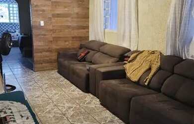 Imagem 5: Vende-se casa-zona sul. Varanda, 2 Vagas na garageme4 Dormitórios