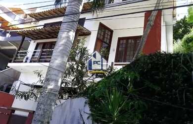 Imagem 3: Casa com 5 quartos sendo 4 suítes à venda, 360 m² por R$ 1.700.000,00...