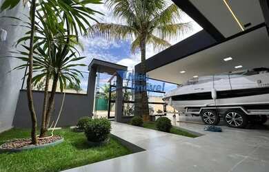 Imagem: A casa em condomínio possui 4 Dormitórios, 5 Banheiros, 2