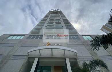 Imagem: O apartamento possui 3 Dormitórios, 3 Banheiros, 2 Vagas na