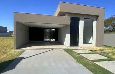 Imagem: A casa em condomínio possui 3 Dormitórios, 4 Banheiros, 4