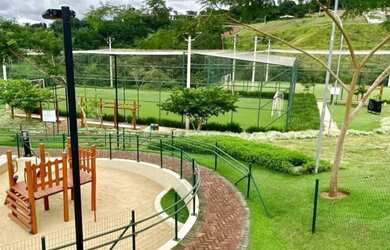 Imagem: O terreno possui 360m² de Área e está localizado em Jardins