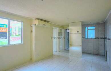 Imagem: O apartamento possui 2 Dormitórios, 1 Banheiro, 1 Vaga na garagem