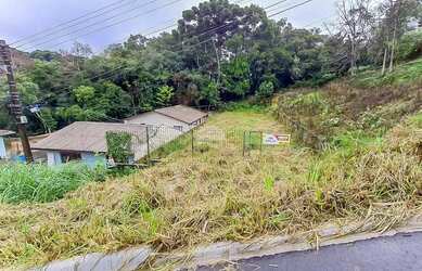 Imagem: O terreno possui 450m² de Área e está localizado em Santa