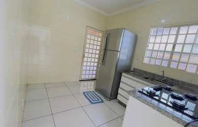 Imagem 2: Casa de 3 Quartos com suíte Condomínio Fechado Setor Vila Brasília