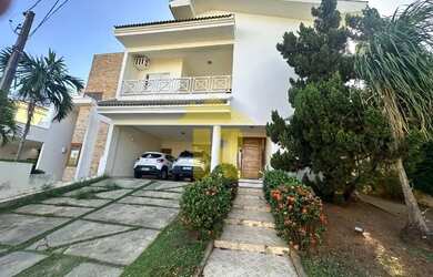 Imagem: A casa em condomínio possui 4 Dormitórios, 5 Banheiros, 4