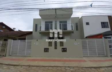 Imagem: A casa possui 2 Dormitórios, 1 Banheiro, 1 Vaga na garagem