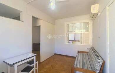 Imagem: O apartamento possui 2 Dormitórios, 1 Banheiro, 40m² de Área