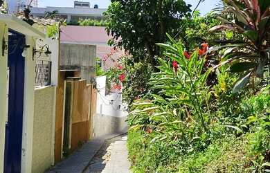 Imagem 16: Casa para aluguel tem 250 metros quadrados com 4 quartos