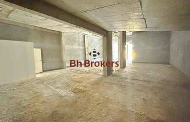 Imagem: O depósito possui m² de Área e está localizado em Barro