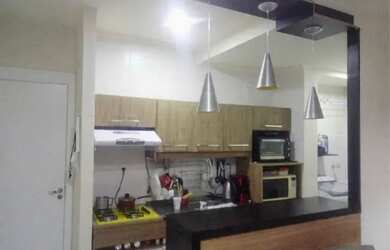 Imagem: O apartamento possui 2 Dormitórios, 1 Banheiro, 1 Vaga na garagem