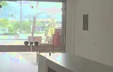 Imagem: Centro comercial para aluguel tem 50 metros quadrados em Barra