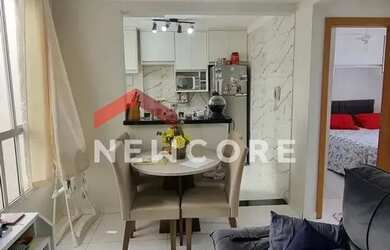 Imagem: O apartamento possui 2 Dormitórios, 1 Banheiro, 1 Vaga na garagem