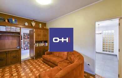 Imagem: A casa possui 4 Dormitórios, 5 Banheiros, 2 Vagas na garagem