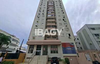 Imagem: O apartamento possui 3 Dormitórios, 1 Banheiro, 1 Vaga na garagem