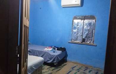 Imagem: A casa possui 2 Dormitórios, 1 Banheiro, 1 Vaga na garagem