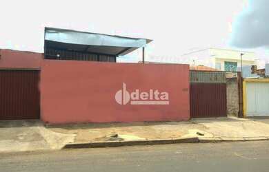 Imagem 1: Galpão para alugar, 100 m² por R$ 2.000,00/mês - Chácaras Tubalina...