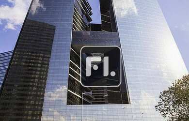 Imagem: O depósito possui 5 Vagas na garagem, 1.778m² de Área e