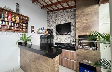 Imagem 4: Casa no Terra Jardins. Guarda roupa, 140m² de Área, 2 Vagas na garageme4...