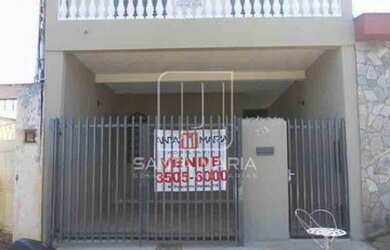 Imagem: A casa possui 3 Dormitórios, 3 Banheiros, 1 Vaga na garagem