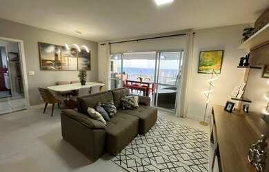 Imagem: O apartamento possui 3 Dormitórios, 1 Banheiro, 2 Vagas na