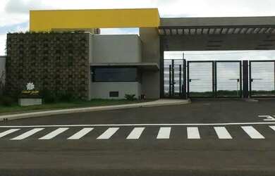 Imagem: O terreno possui 360m² de Área e está localizado em Vila