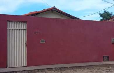 Imagem: A casa possui 2 Dormitórios, 1 Banheiro, 119m² de Área e