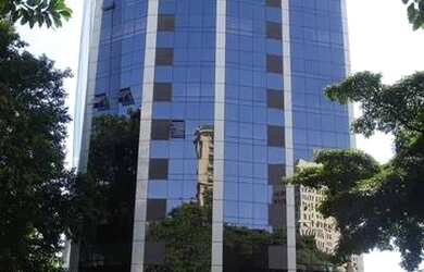 Imagem: O depósito possui 2 Vagas na garagem, 110m² de Área e está