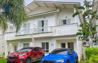 Imagem: A casa possui 3 Dormitórios, 3 Banheiros, 3 Vagas na garagem