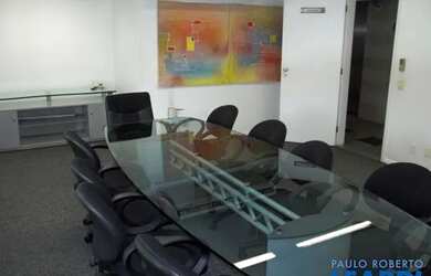 Imagem: O depósito possui 2 Vagas na garagem e 47m² de Área e está