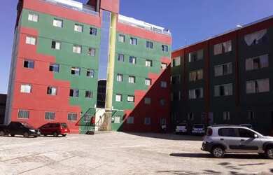 Imagem: O apartamento possui 2 Dormitórios, 1 Banheiro, 1 Vaga na garagem